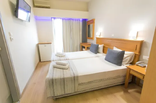 City Plus Rhodes Hotel