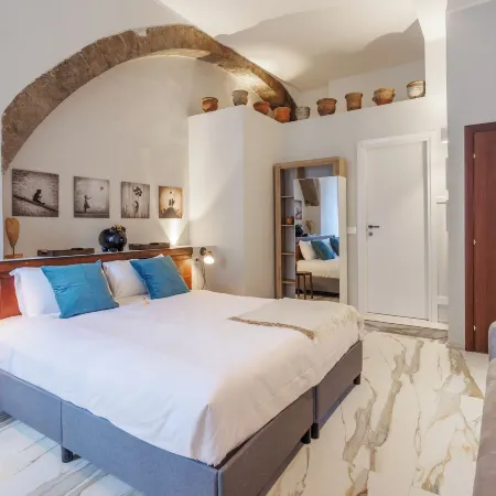 SOHO By Dasso Fontana Grande Guest House