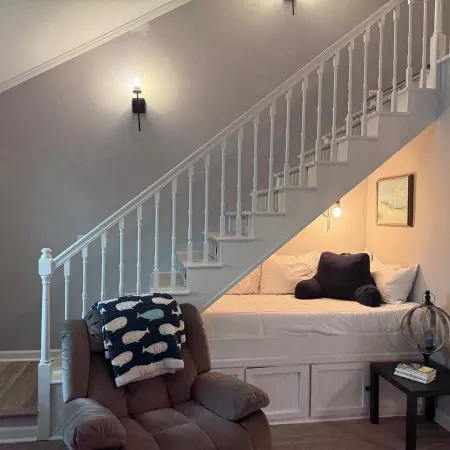 Escape to Coastal Comfort at Sperm Whales and Mermaid Tails!!