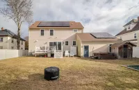 Seaside Solstice HOT TUB, SAUNA 4 Bedroom Các khách sạn ở Scituate