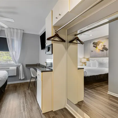 Hotel Chicago West Loop, SureStay Collection by Best Western