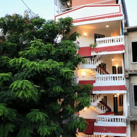 Le Clarisse Guest House