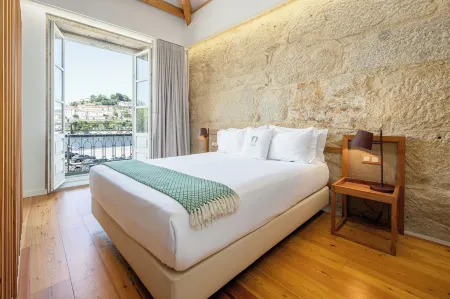 Porta Nobre Boutique Hotel by Aspasios Отели рядом с достопримечательностью «Соареш-дуж-Рейш»