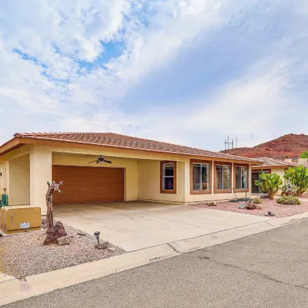 Spacious Parker Home w/ on-Site River Access!