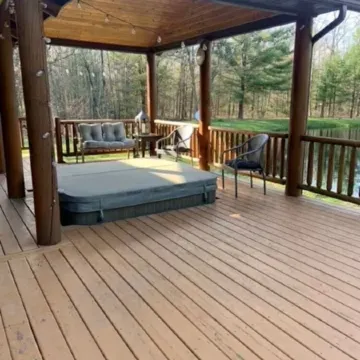 Charming 3-bedroom cabin with AC and WiFi in Neillsville