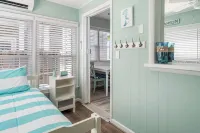Coastal Condo Close to Beach & Entertainment