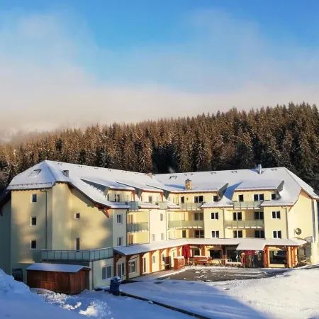 Hübsche Wohnung Mit Balkon
