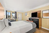 Travelodge by Wyndham San Clemente Beach - balcony