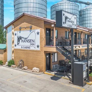 Hansen Inn and Cabins