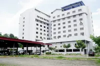 Beverly Hotel Batam Hotel dekat Tua Pek Kong Temple