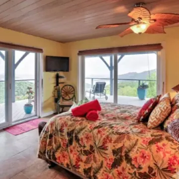 Breathtaking Panoramic Views of the British Virgin Islands from hot tub & pool!