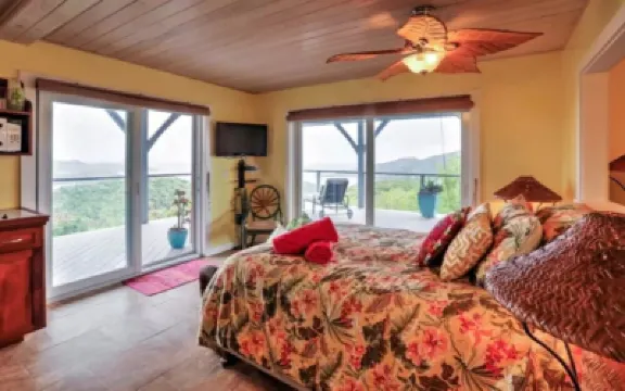 Breathtaking Panoramic Views of the British Virgin Islands from hot tub & pool! Hotels near Cinnamon Bay Beach