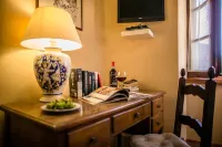 Bellavista Apartment in Cortona Town Centre