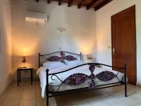 KëR Nibissawe: Villa with a resort style pool at guarded residence by the beach Hotels in Oussouye