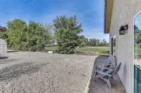 Peaceful Riverside Home w/ Patio, 7 Mi to Downtown