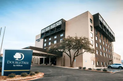 DoubleTree by Hilton Lubbock University Area Hotels near Thunder Zone Family Fun (Previously Daves Need 4 Speed)