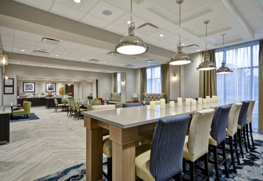 햄프턴 인 리보니아 디트로이트