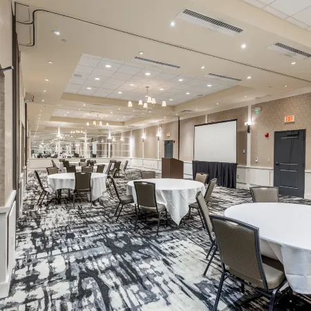 Hilton Promenade at Branson Landing
