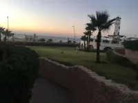 Small Riad facing the sea close to the best restaurants and small fishing port فنادق في دار بوعزة