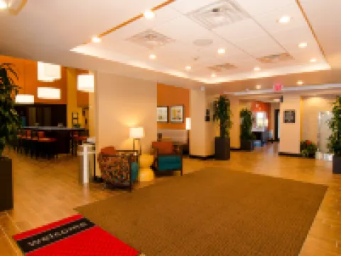 Hampton Inn & Suites Huntsville Hotels in Walker County