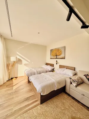 Akasia Pyramids View