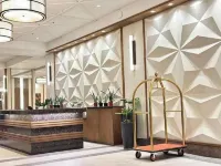 BGC view, Big Pools , Gym, Picnic Area, 100 MBPS Internet