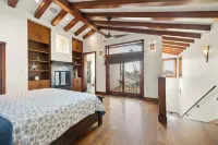 Steps from the Sand – 4BR/3BA Silverstrand Beach House with Ocean Views, Patios