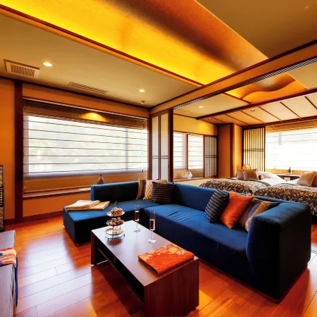 Kanazawa YuOnsen Hyakurakusou