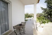 Villa Malamuri in Caucana-finaiti-casuzze-finaiti Nord