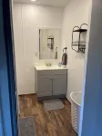 Lakefront Cabin featuring Relaxation & Serenity - Alppimaja