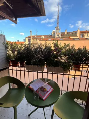 Casa Estia-MiCo, CityLife, San Siro, Metro M1 M5-elegance and confort in Milano Hotels in Zona Lotto