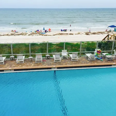 Oceanfront Luxe Sleep with the Waves Artist Owned 9th FL Breathtaking Pano Views