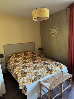 APARTMENT WITH GARDEN IN THE HEART OF MOURTIS IN THE PYRENEES 무르티스 스키징 주변 호텔