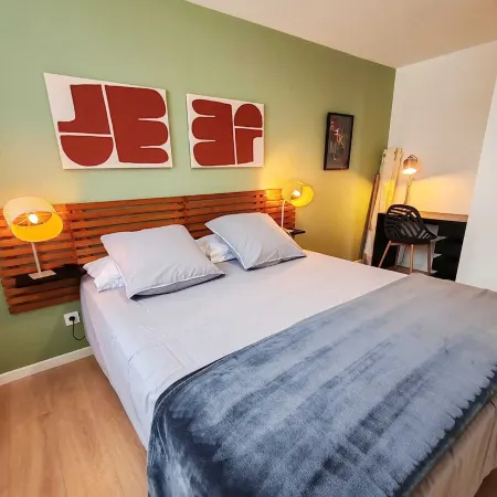Apartment for 4 people Patio terrace 400 m from the beach Quartier du Parc