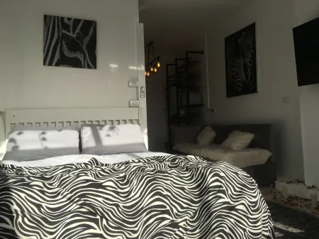 Sweet jacuzzi pyramids view