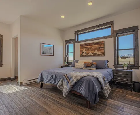 Chicory Guest Cabin - Paradise Valley, MT