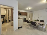 Cozy Modern two Bdr Place Sliema Ferry Tigne Point Hotels in Msida