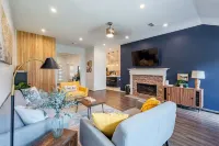 Spacious 4 bed room House Charming Pearland Retreat • Family Friendly