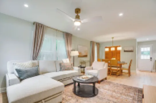 Charming Downtown Cary Retreat