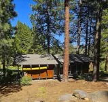 New Listing! Charming 3-bedroom cabin on Golf Course in lovely Incline Village