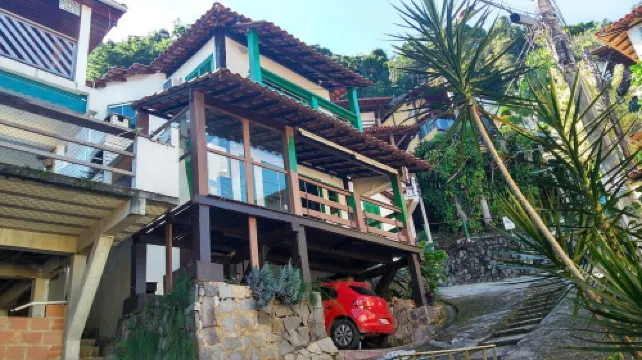 Beautiful sea view house with 3 bedrooms