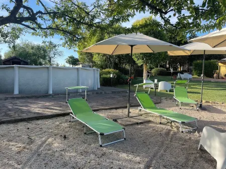 Trasimeno Holiday Home - Apartment l'Ulivo Отели рядом с достопримечательностью «Castiglione del Lago»