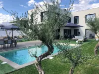 VILLA DE PRESTIGE 150 m from the sea - Homestays