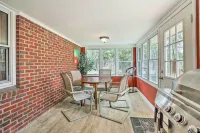 Family Vacation Rental: 18 Mi to Philadelphia - Homestays