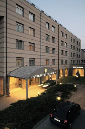 Starhotels Vespucci Отели в г. Каленцано