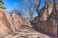 Chic Adobe-Style Bungalow in Historic Santa Fe! - spa