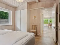 "Enrica" - 250m from the sea
