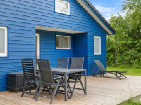 "Mato" - 100m from the Sea