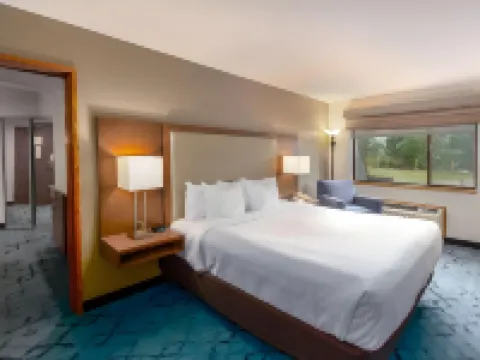 レッド ライオン ホテル テンプリンズ オン ザ リバー ポスト・フォールズのホテル