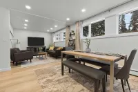 Look no further! Anchorage's Best Stay is Here. Next to Downtown & Free Parking!